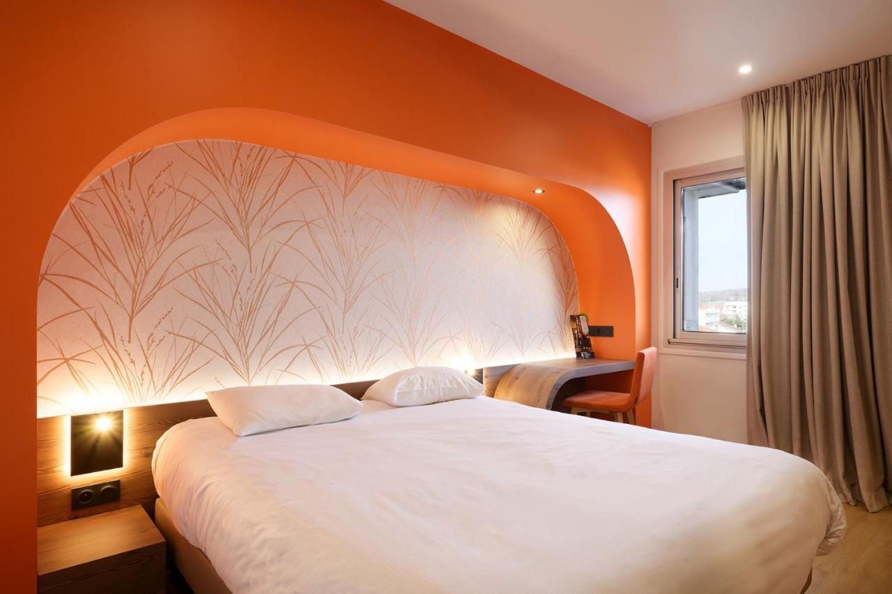 Hotel Du Commerce Spa แซ็ง-โกแด็งส์ ภายนอก รูปภาพ
