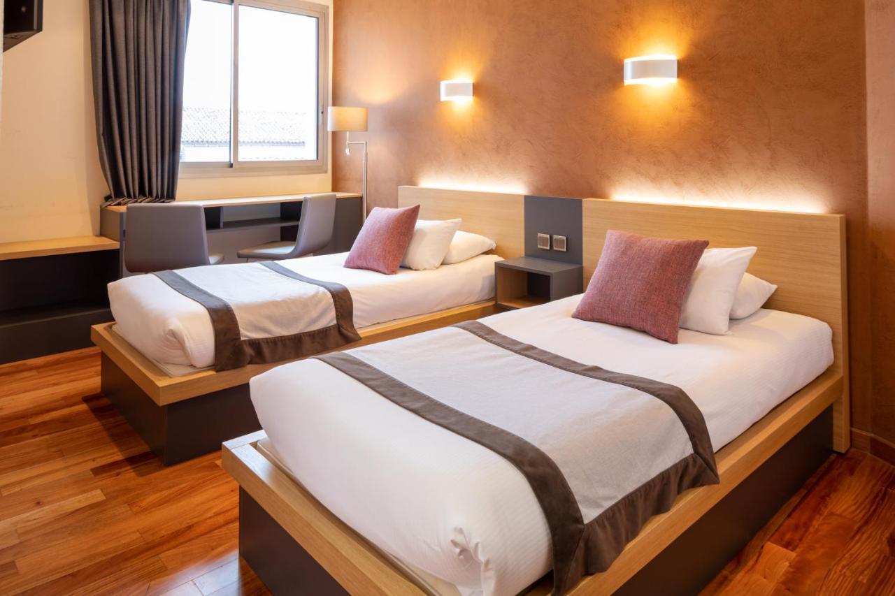 Hotel Du Commerce Spa แซ็ง-โกแด็งส์ ภายนอก รูปภาพ